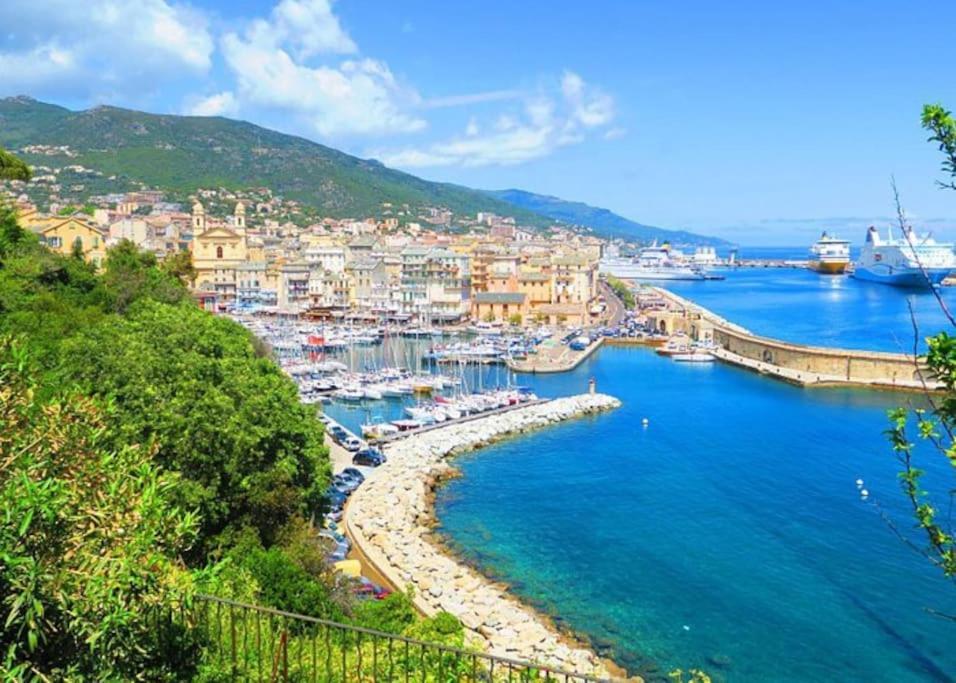 Charmant Studio Climatise Avec Parking, Au Coeur De Pietranera, Plage A 500M, Bastia A 2Km Ville-di-Pietrabugno Buitenkant foto